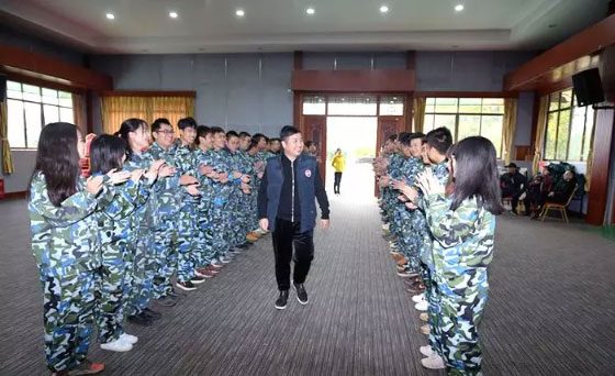 團(tuán)建活動(dòng) | 凝心聚力，我們是一家人！